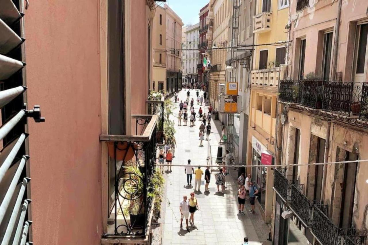 Appartamento Cagliari Centro Con Vista Sul Porto מראה חיצוני תמונה