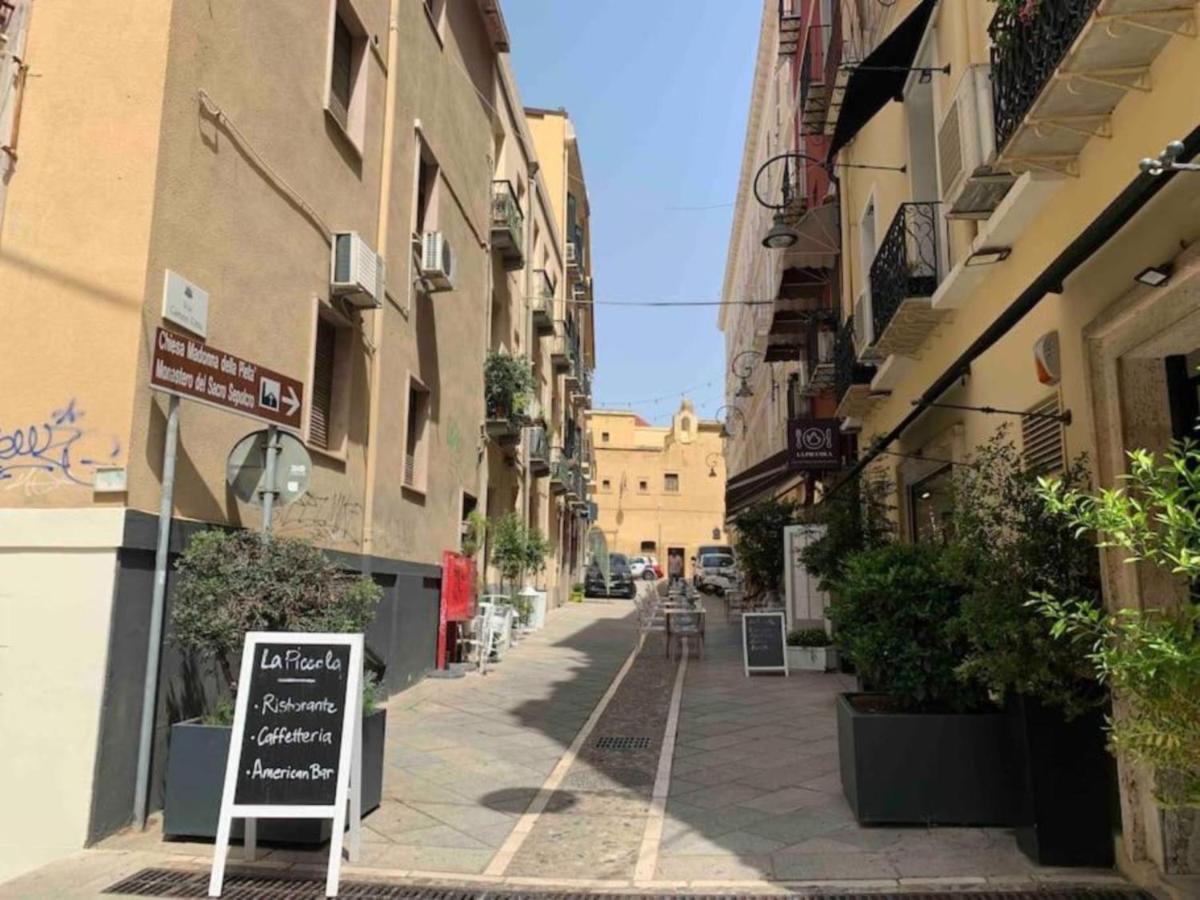 Appartamento Cagliari Centro Con Vista Sul Porto מראה חיצוני תמונה
