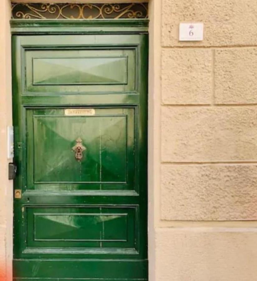 Appartamento Cagliari Centro Con Vista Sul Porto מראה חיצוני תמונה